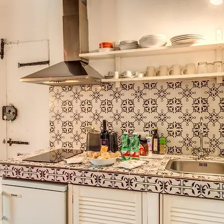 Lovely Flat In The Heart Of Trastevere דירה רומא