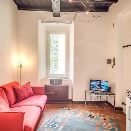 Lovely Flat In The Heart Of Trastevere * רומא